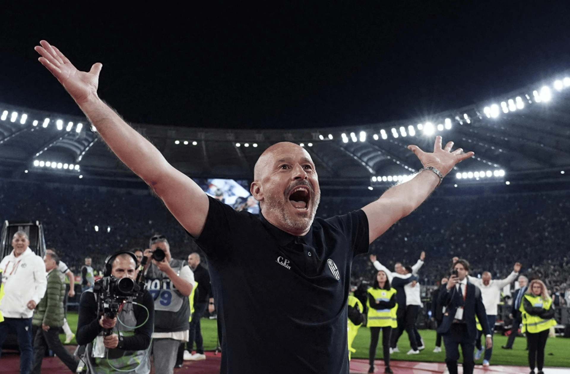 开云体育在线平台-桑普主帅詹保罗的妻子