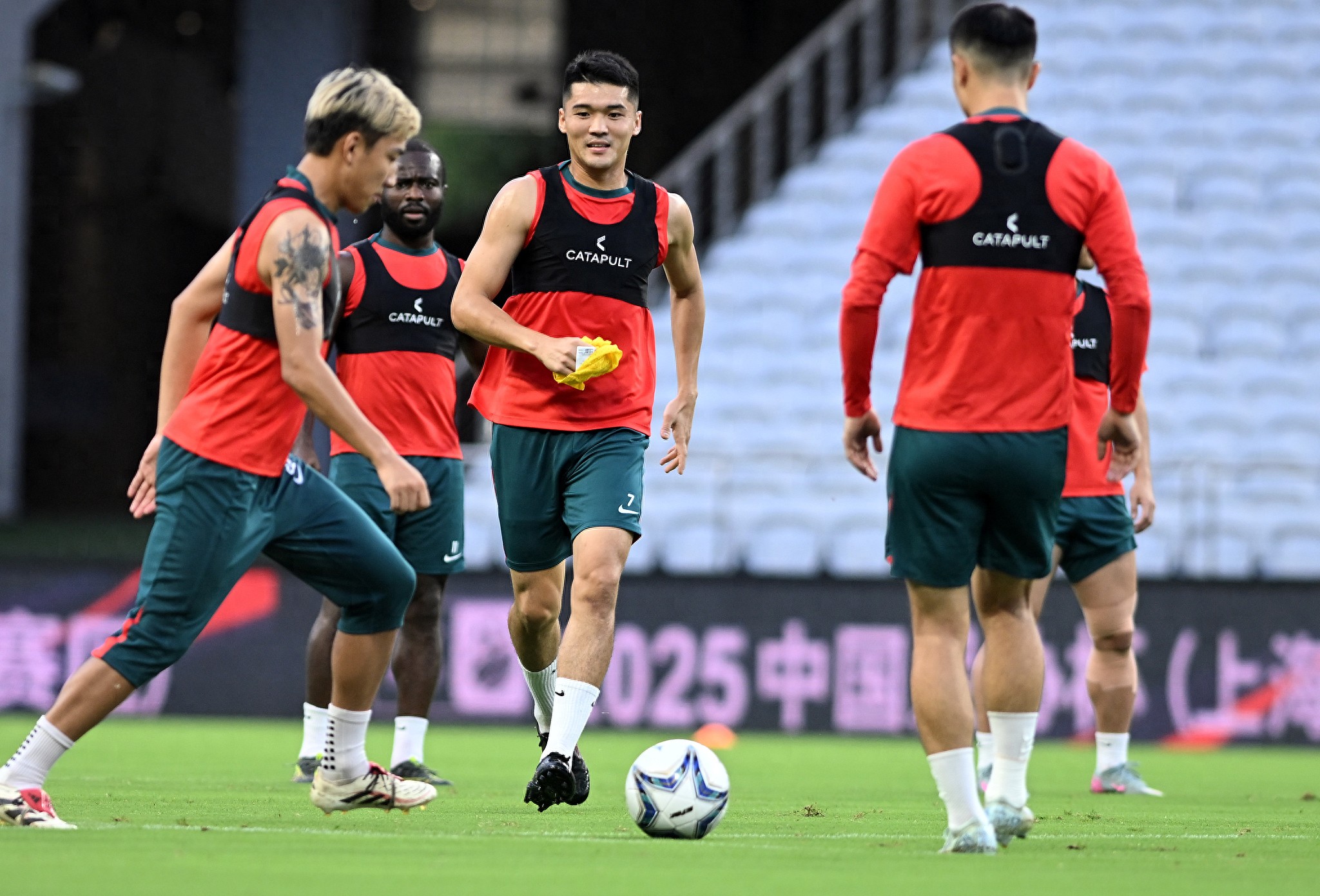 雅典与阿贾克斯